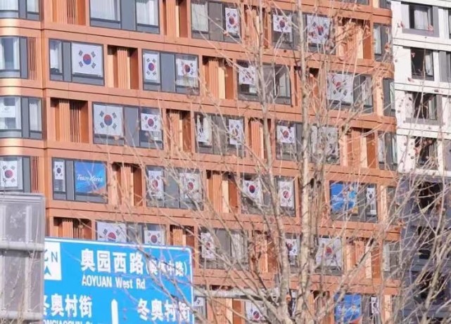 冬奥村美食好评不断！美国小姐姐成吃播，<a href=