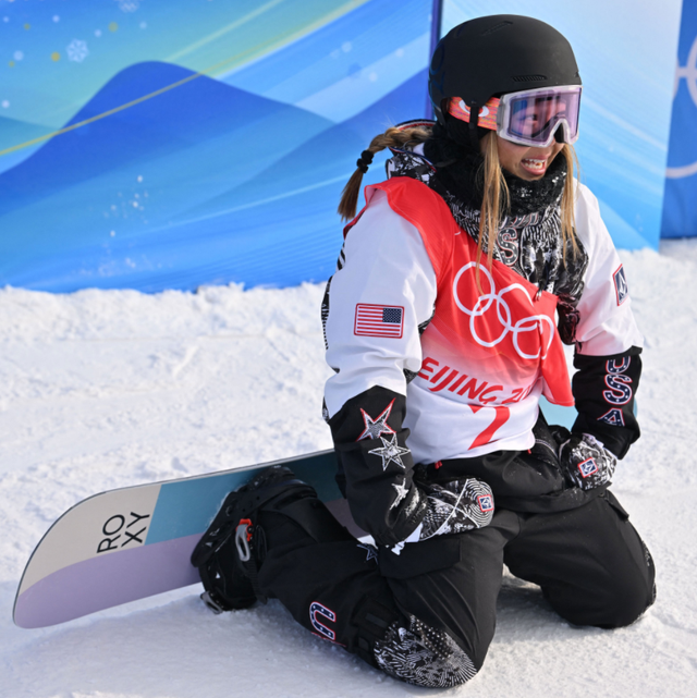 17岁夺金，21岁卫冕！美国天才一滑制胜，喜极而泣，父母是<a href=