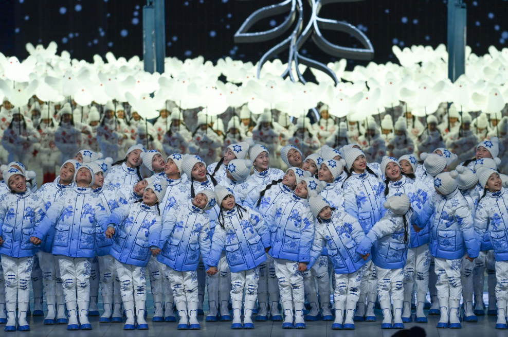 《雪花》领唱章孙游侑:冬奥最大的收获是友谊,最喜欢谷爱凌休闲区蓝鸢梦想 - Www.slyday.coM 《雪花》领唱章孙游侑:冬奥最大的收获是友谊,最喜欢谷爱凌休闲区蓝鸢梦想 - Www.slyday.coM