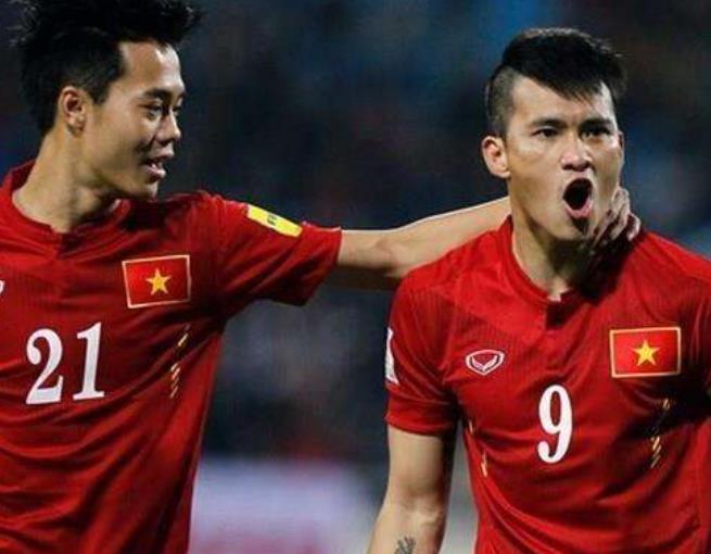 排名有点虚高？FIFA最新排名：国足亚洲第9名，越南第17名