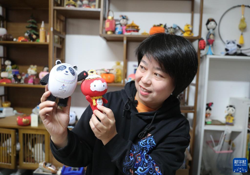 新华全媒+丨纸上谈“冰”——非遗掐纸技艺呈现别样“冰墩墩”“雪容融”休闲区蓝鸢梦想 - Www.slyday.coM 新华全媒+丨纸上谈“冰”——非遗掐纸技艺呈现别样“冰墩墩”“雪容融”休闲区蓝鸢梦想 - Www.slyday.coM