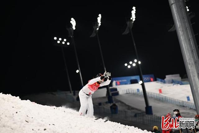 精彩冬奥|逐梦人永远年轻!“四朝元老”空中起舞摘银,向中国雪上天团致敬>>休闲区蓝鸢梦想 - Www.slyday.coM 精彩冬奥|逐梦人永远年轻!“四朝元老”空中起舞摘银,向中国雪上天团致敬>>休闲区蓝鸢梦想 - Www.slyday.coM