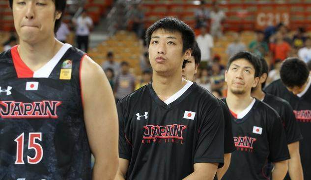 中国篮球运动员，为何要加入<a href=