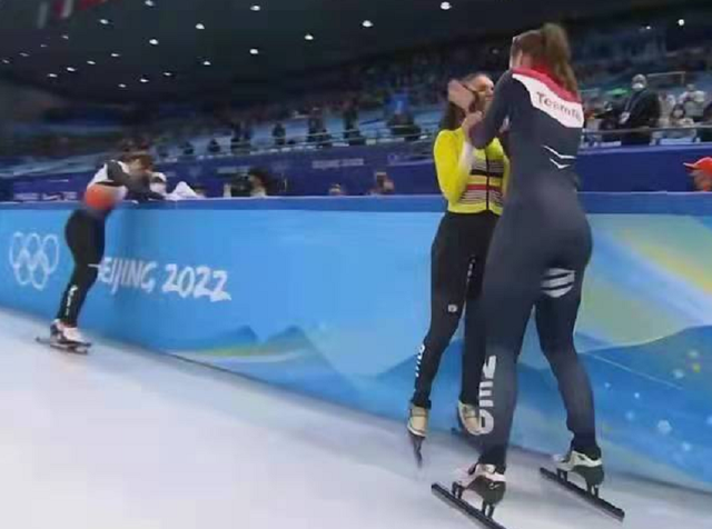 国际滑联内涵崔敏静，公布三张犯规照片，<a href=