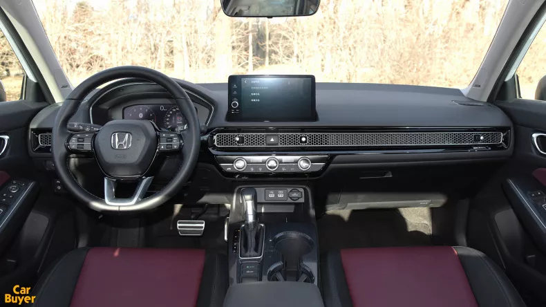 长安UNI-V对比本田型格,谁才是潮玩男孩的最爱?