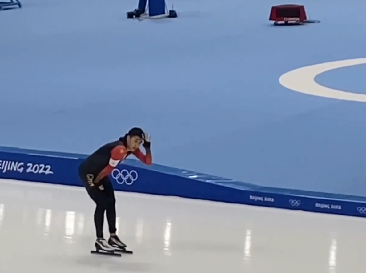 解气！高亭宇4年前0.23秒惨败<a href=