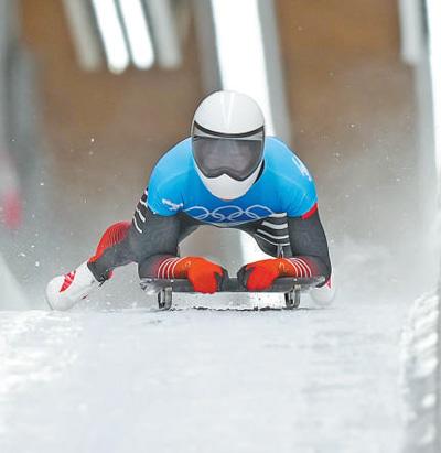 闫文港夺得男子钢架雪车铜牌,殷正获得第五名——突破,源自投入和专注(盛会进行时)休闲区蓝鸢梦想 - Www.slyday.coM 闫文港夺得男子钢架雪车铜牌,殷正获得第五名——突破,源自投入和专注(盛会进行时)休闲区蓝鸢梦想 - Www.slyday.coM