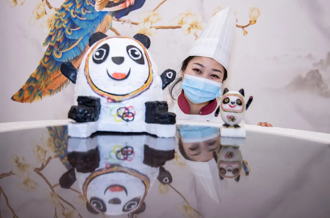 紧急提醒!有人说免费送冰墩墩,青岛网友激动坏了…朋友圈里疯转!先别转了,看完真相你会哭的休闲区蓝鸢梦想 - Www.slyday.coM 紧急提醒!有人说免费送冰墩墩,青岛网友激动坏了…朋友圈里疯转!先别转了,看完真相你会哭的休闲区蓝鸢梦想 - Www.slyday.coM