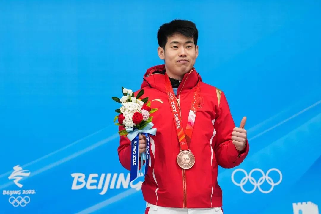 创造历史!闫文港夺得男子钢架雪车铜牌 成中国第一人休闲区蓝鸢梦想 - Www.slyday.coM 创造历史!闫文港夺得男子钢架雪车铜牌 成中国第一人休闲区蓝鸢梦想 - Www.slyday.coM