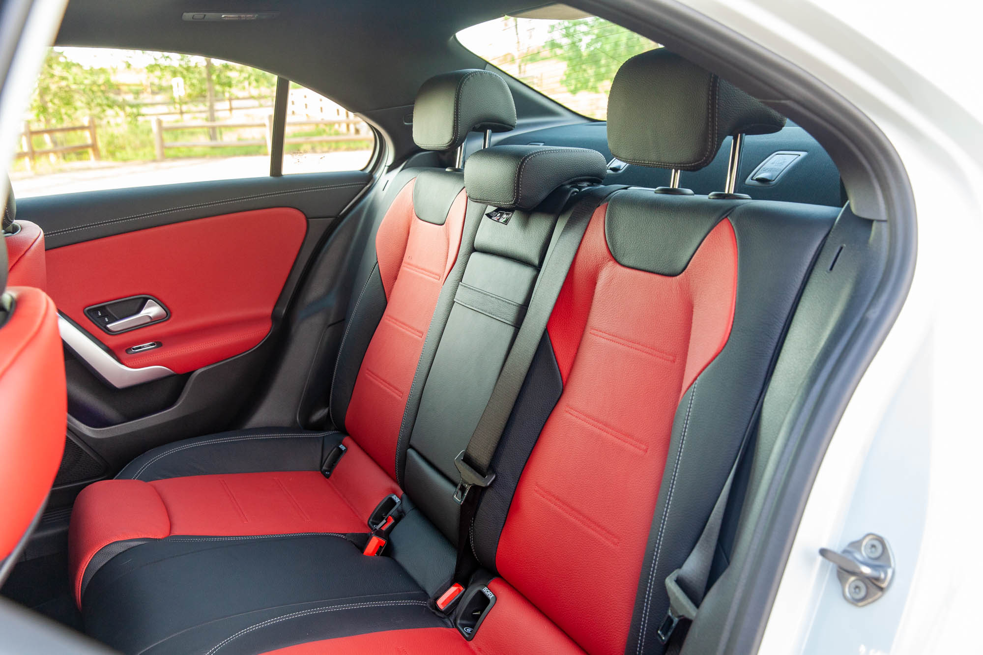 刚推3年就退市,中国卖得不错的奔驰A级在美国混不下去了休闲区蓝鸢梦想 - Www.slyday.coM 刚推3年就退市,中国卖得不错的奔驰A级在美国混不下去了休闲区蓝鸢梦想 - Www.slyday.coM