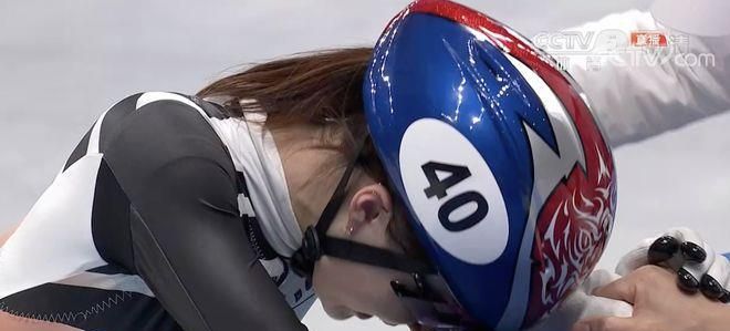 塑料姐妹情崔敏静场边痛哭流涕，<a href=