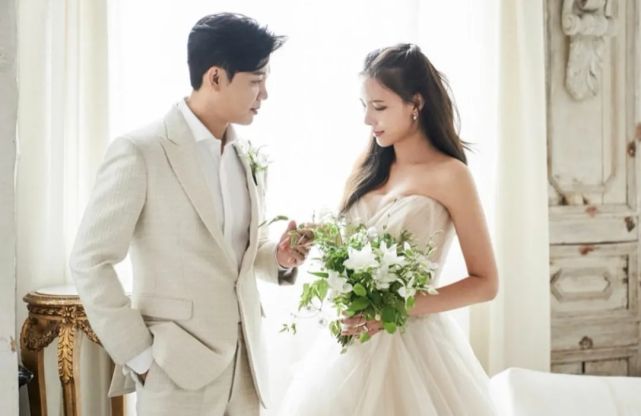 2022年才开始44天,已有11位<a href=