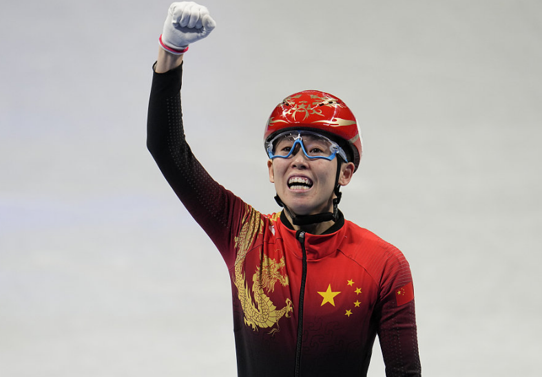 范可新最后一棒超越！为中国队拿到铜牌，荷兰冠军，<a href=