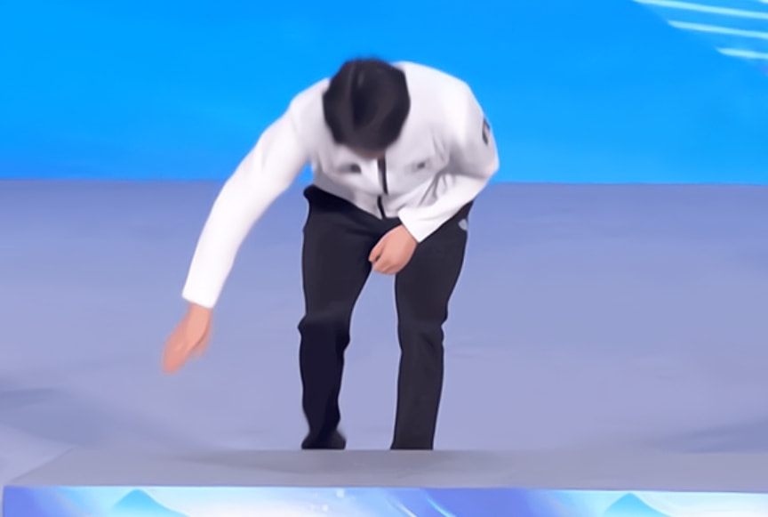 用手扫领奖台？<a href=