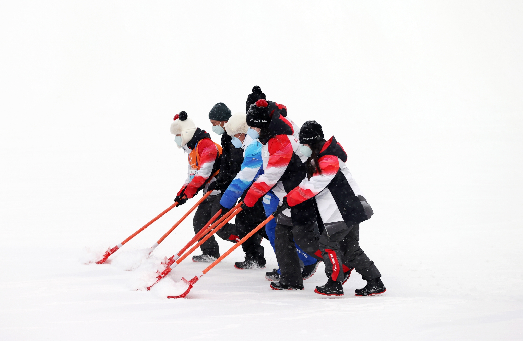 下雪了,冬奥会滑雪比赛为何却取消了?休闲区蓝鸢梦想 - Www.slyday.coM 下雪了,冬奥会滑雪比赛为何却取消了?休闲区蓝鸢梦想 - Www.slyday.coM