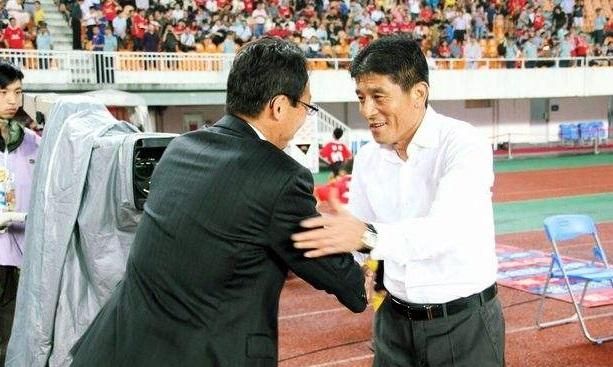 新帅官宣第2天,新外援安排上!中超大黑马享用96岁“<a href=