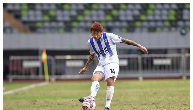 中超三消息!荣昊加盟浙江队,<a href=