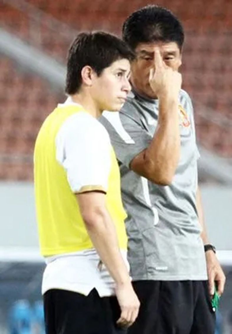 刘建宏连线李章洙,建议狠练本土球员体能!中国足球靠<a href=