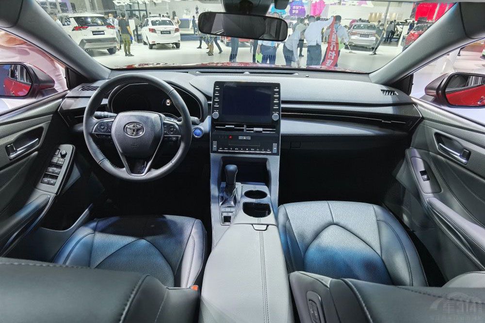 凯美瑞还是亚洲龙,全面分析告诉你到底该咋选!