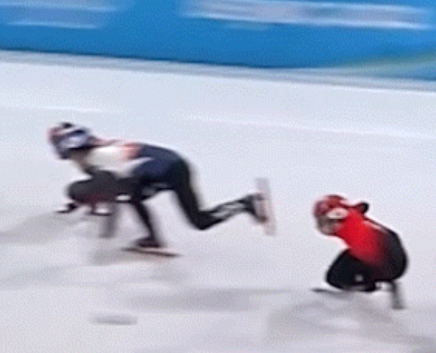 冰刀往人脸上怼？<a href=