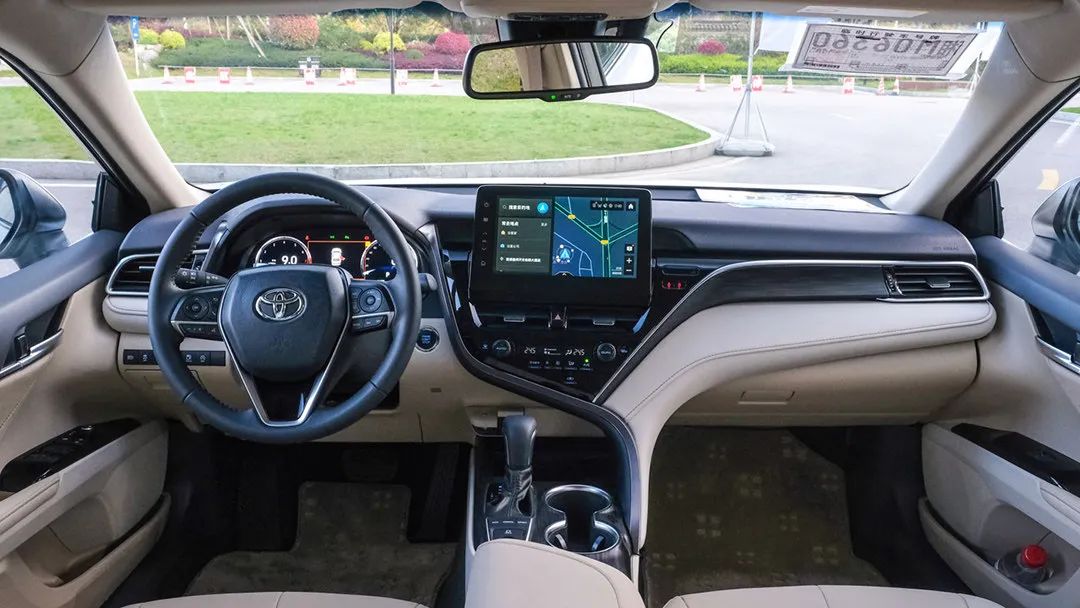 25万级必选!它们油耗最低只要4.1L 但这两中型车谁更值?