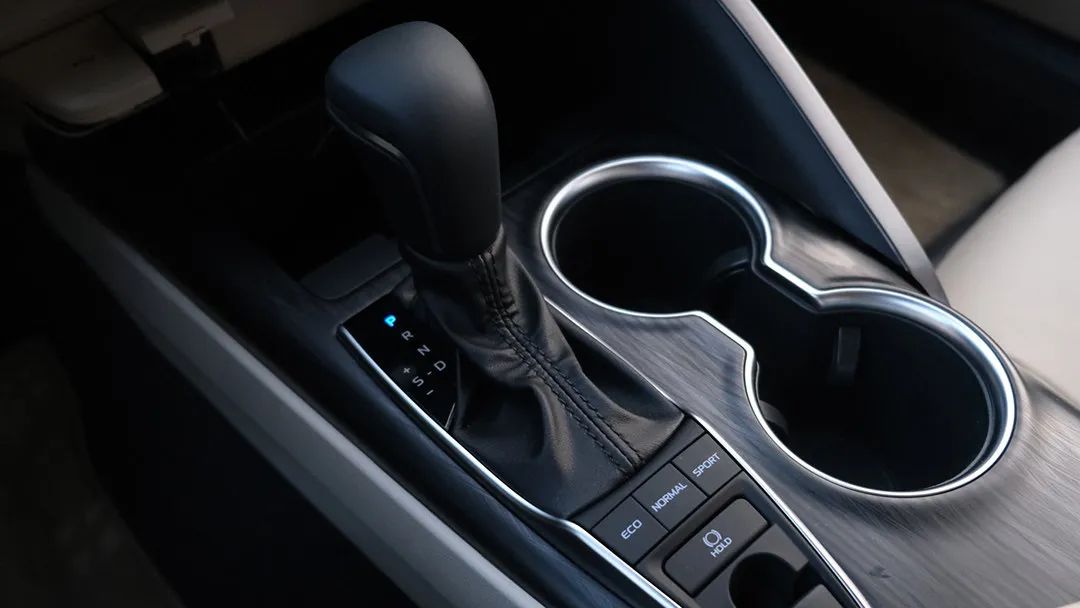 25万级必选!它们油耗最低只要4.1L 但这两中型车谁更值?