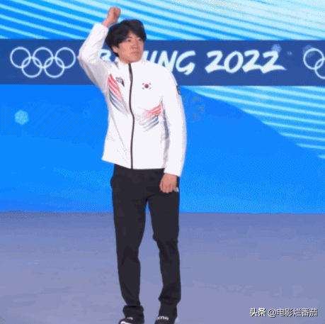 “擦拭领奖台”的丑态，曝出了<a href=