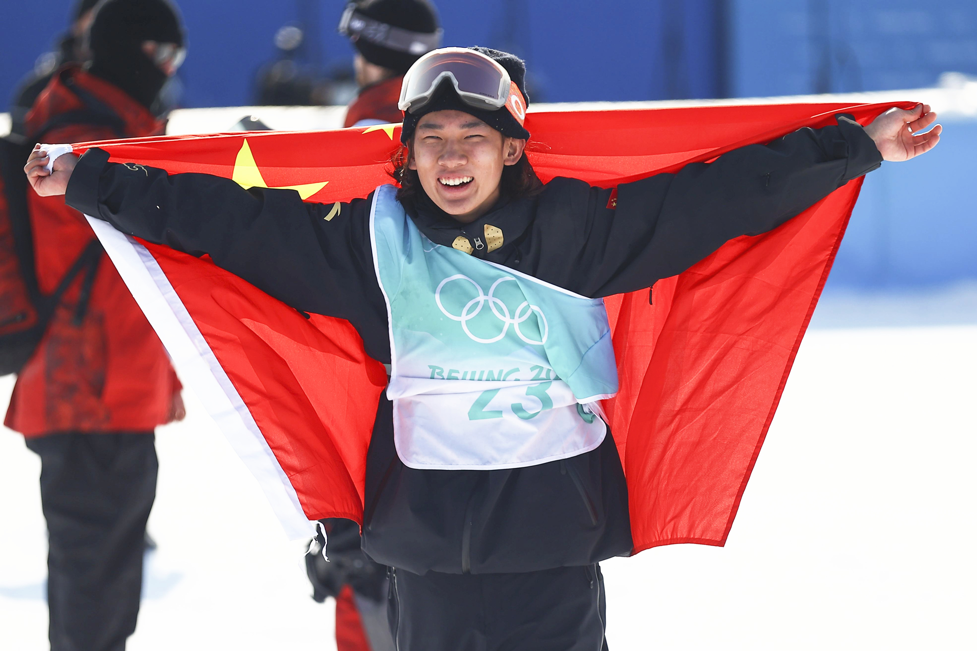 苏翊鸣夺金，日本网友赞扬日籍教练，反观安贤洙却遭<a href=