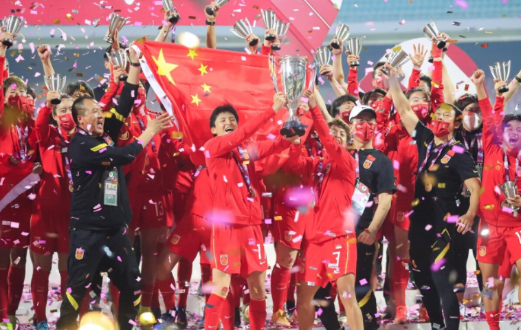 王霜带着骨裂力拼<a href=