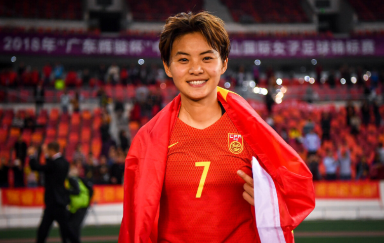 王霜带着骨裂力拼<a href=