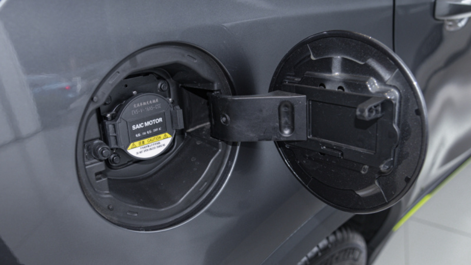 老实开8年,买荣威RX5插混多花的2万,油费省回来?休闲区蓝鸢梦想 - Www.slyday.coM 老实开8年,买荣威RX5插混多花的2万,油费省回来?休闲区蓝鸢梦想 - Www.slyday.coM