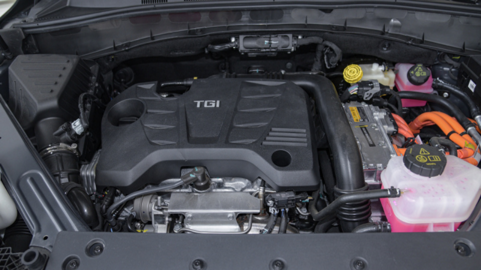 老实开8年,买荣威RX5插混多花的2万,油费省回来?休闲区蓝鸢梦想 - Www.slyday.coM 老实开8年,买荣威RX5插混多花的2万,油费省回来?休闲区蓝鸢梦想 - Www.slyday.coM