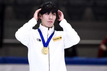 自己打自己脸！<a href=