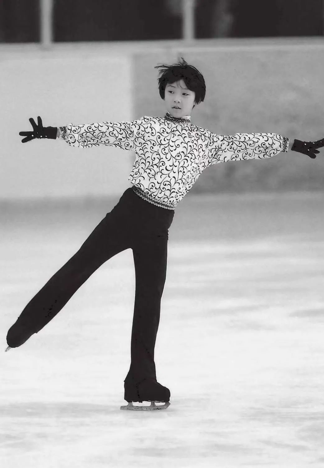 一个日本人,凭什么霸榜热搜?休闲区蓝鸢梦想 - Www.slyday.coM 一个日本人,凭什么霸榜热搜?休闲区蓝鸢梦想 - Www.slyday.coM