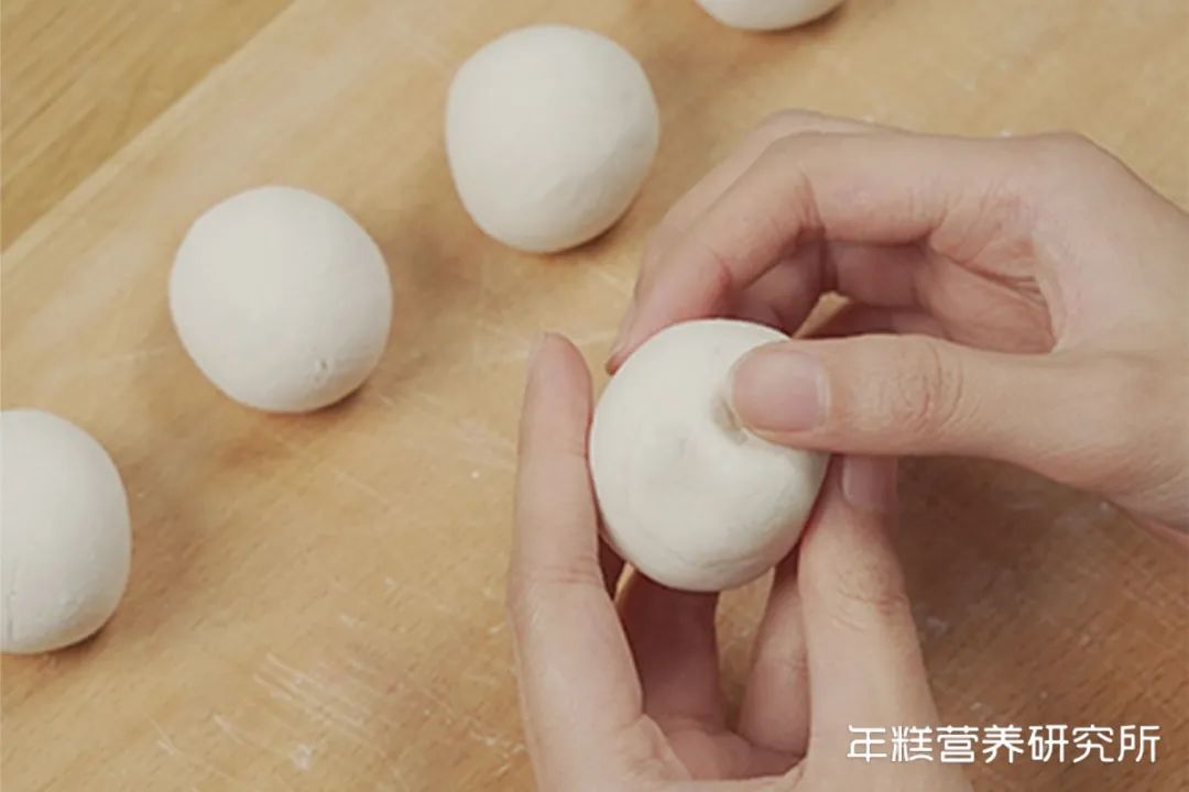 全网都在求“冰墩墩”!我们做了汤圆版,少油少糖健康简单,娃和大人都抢着吃休闲区蓝鸢梦想 - Www.slyday.coM 全网都在求“冰墩墩”!我们做了汤圆版,少油少糖健康简单,娃和大人都抢着吃休闲区蓝鸢梦想 - Www.slyday.coM