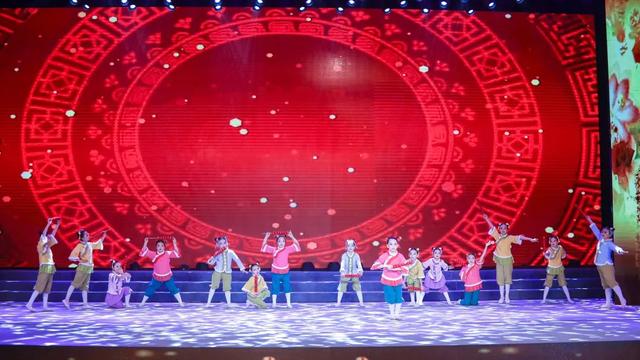 “快乐成长 梦想启航”2022渭南市(融创)少儿元宵晚会圆满落幕休闲区蓝鸢梦想 - Www.slyday.coM “快乐成长 梦想启航”2022渭南市(融创)少儿元宵晚会圆满落幕休闲区蓝鸢梦想 - Www.slyday.coM