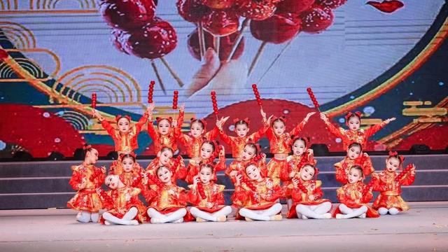 “快乐成长 梦想启航”2022渭南市(融创)少儿元宵晚会圆满落幕休闲区蓝鸢梦想 - Www.slyday.coM “快乐成长 梦想启航”2022渭南市(融创)少儿元宵晚会圆满落幕休闲区蓝鸢梦想 - Www.slyday.coM