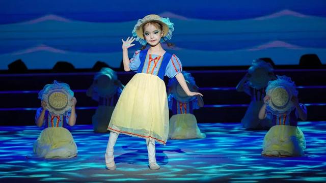 “快乐成长 梦想启航”2022渭南市(融创)少儿元宵晚会圆满落幕休闲区蓝鸢梦想 - Www.slyday.coM “快乐成长 梦想启航”2022渭南市(融创)少儿元宵晚会圆满落幕休闲区蓝鸢梦想 - Www.slyday.coM