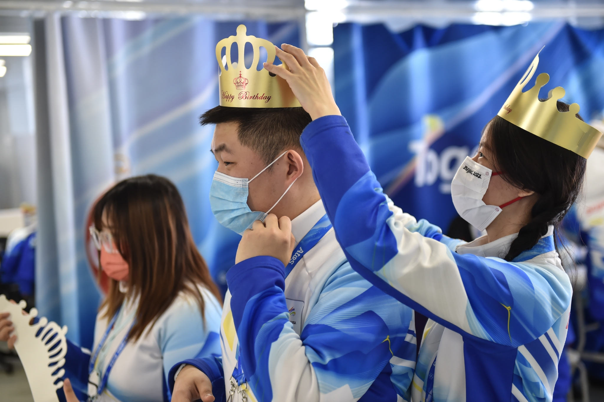 冬奥志愿者一起闹元宵休闲区蓝鸢梦想 - Www.slyday.coM 冬奥志愿者一起闹元宵休闲区蓝鸢梦想 - Www.slyday.coM