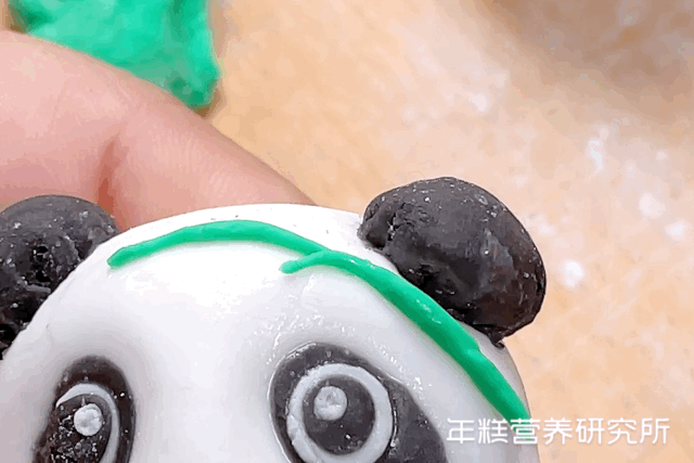 全网都在求“冰墩墩”!我们做了汤圆版,少油少糖健康简单,娃和大人都抢着吃休闲区蓝鸢梦想 - Www.slyday.coM 全网都在求“冰墩墩”!我们做了汤圆版,少油少糖健康简单,娃和大人都抢着吃休闲区蓝鸢梦想 - Www.slyday.coM