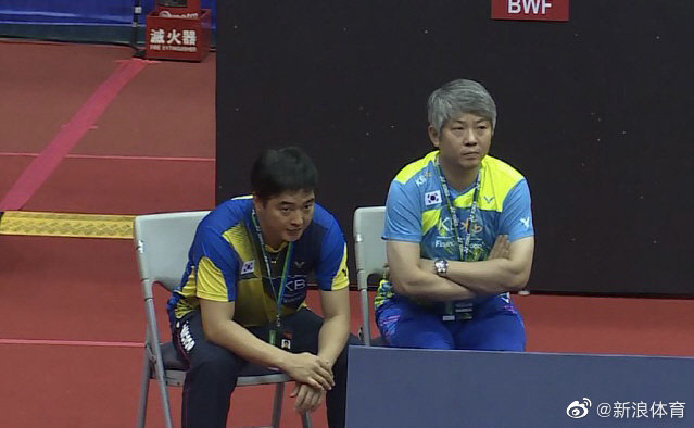 国羽续约<a href=