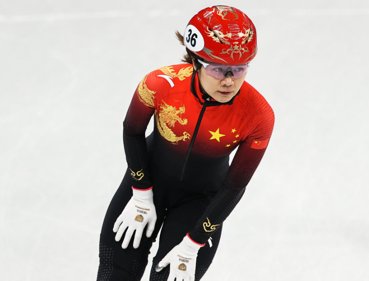 韩雨桐垫底，王濛狠批：滑得啥啊！短道速滑奖牌榜：<a href=