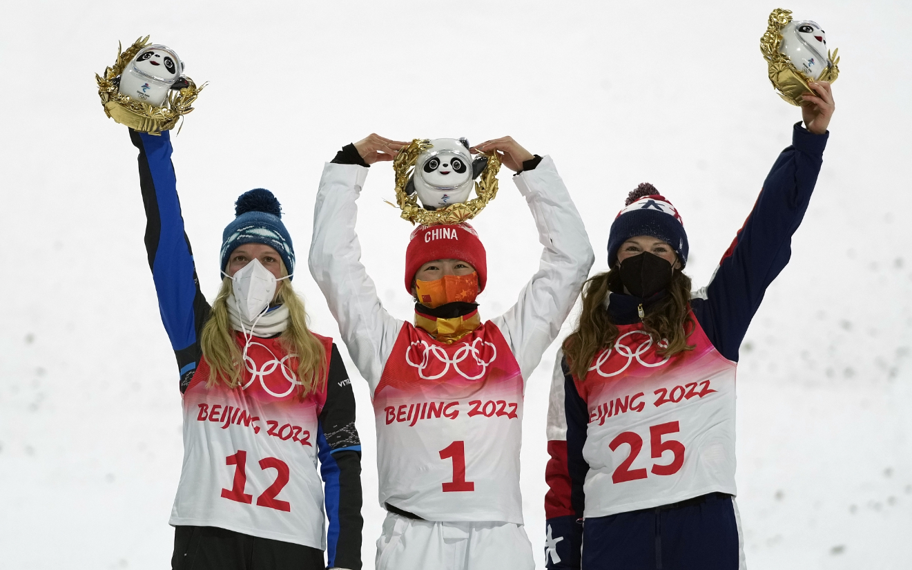 7金4银2铜，升至奖牌榜第四！中国队甩开日本<a href=