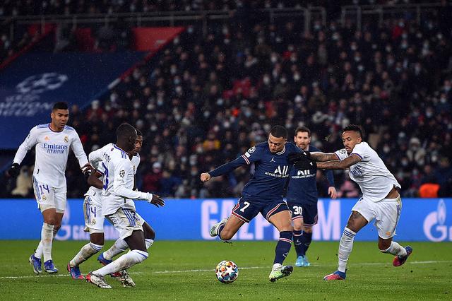 皇马喉舌报夸梅球王!在姆巴佩这个年龄,梅西已经拿到3座金球了休闲区蓝鸢梦想 - Www.slyday.coM 皇马喉舌报夸梅球王!在姆巴佩这个年龄,梅西已经拿到3座金球了休闲区蓝鸢梦想 - Www.slyday.coM