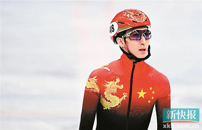 短道赛场中国男队冲击5000米接力金牌休闲区蓝鸢梦想 - Www.slyday.coM 短道赛场中国男队冲击5000米接力金牌休闲区蓝鸢梦想 - Www.slyday.coM