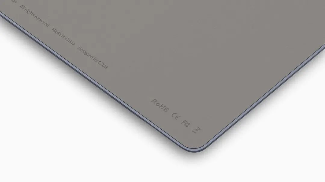 搞个无线桌面真的太难了,果断买个能充电的鼠标垫!休闲区蓝鸢梦想 - Www.slyday.coM 搞个无线桌面真的太难了,果断买个能充电的鼠标垫!休闲区蓝鸢梦想 - Www.slyday.coM