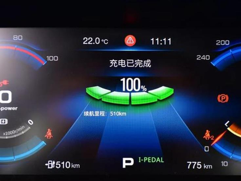 听我一句劝：能买插电混动车，就不要买纯电动汽车