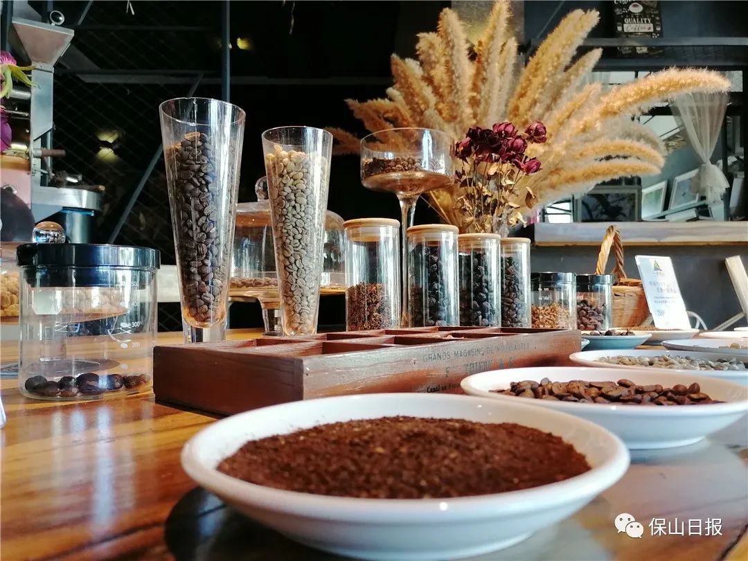 保山首届咖农冲煮大赛飘香中国咖啡第一村休闲区蓝鸢梦想 - Www.slyday.coM 保山首届咖农冲煮大赛飘香中国咖啡第一村休闲区蓝鸢梦想 - Www.slyday.coM