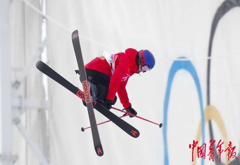 谷爱凌排名第一晋级 U型场地技巧资格赛展示中国00后女将风采休闲区蓝鸢梦想 - Www.slyday.coM 谷爱凌排名第一晋级 U型场地技巧资格赛展示中国00后女将风采休闲区蓝鸢梦想 - Www.slyday.coM