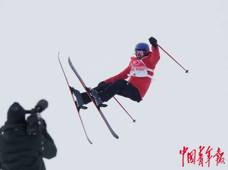 谷爱凌排名第一晋级 U型场地技巧资格赛展示中国00后女将风采休闲区蓝鸢梦想 - Www.slyday.coM 谷爱凌排名第一晋级 U型场地技巧资格赛展示中国00后女将风采休闲区蓝鸢梦想 - Www.slyday.coM